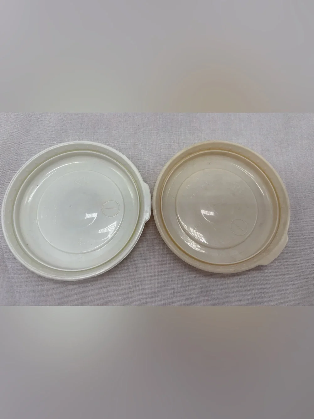Vtg Rubbermaid Servin Saver #1 Containers w/almond lid 14oz 0431 & 2 Cup 0026